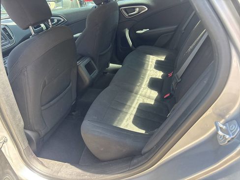 Used 2016 Chrysler 200 Limited FWD image 13