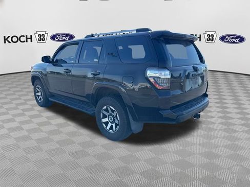 Used 2017 Toyota 4Runner TRD Off-Road AWD/4WD image 6