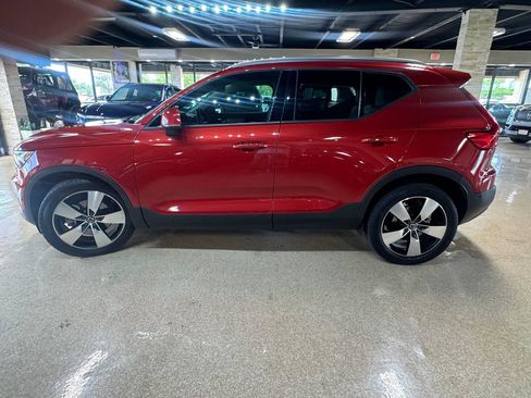 Used 2019 Volvo XC40 T5 Momentum AWD/4WD image 4
