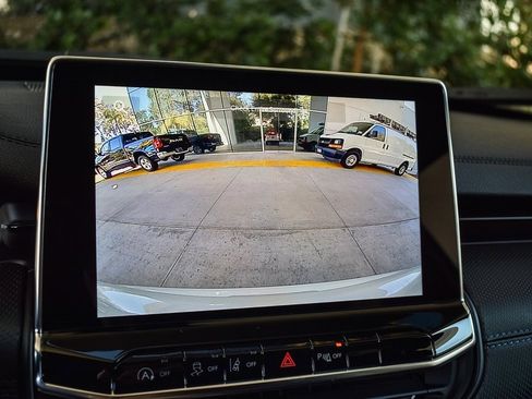 New 2026 Jeep Compass Limited image 24