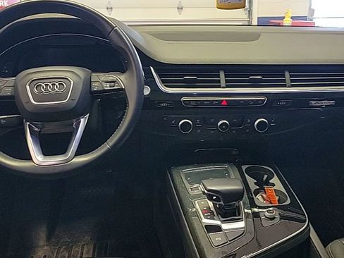 Used 2019 Audi Q7 3.0T Premium Plus w/ Premium Plus Package AWD/4WD image 7