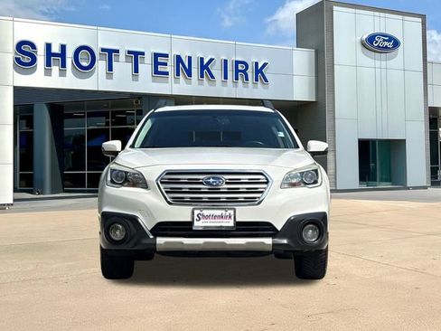 Used 2017 Subaru Outback 3.6R Limited AWD/4WD image 2