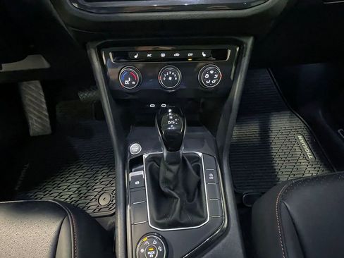 Used 2024 Volkswagen Tiguan Wolfsburg Edition AWD/4WD image 39