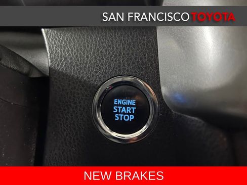 Used 2017 Toyota Highlander Limited AWD/4WD image 26