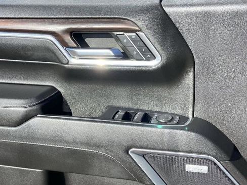 Certified 2023 GMC Sierra 1500 SLT w/ SLT Premium Plus Package image 19