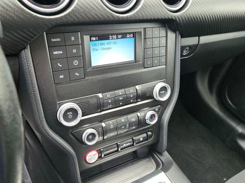 Used 2020 Ford Mustang EcoBoost image 19