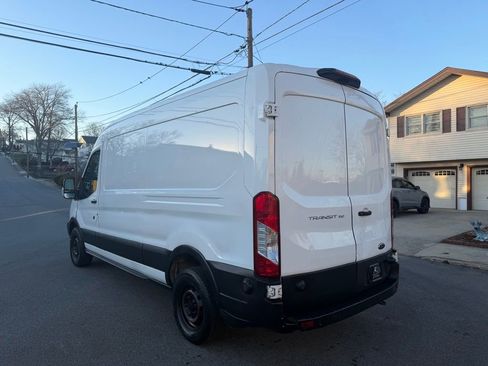 Used 2019 Ford Transit 150 148 Medium Roof RWD image 5