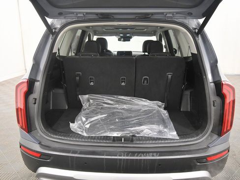 Certified 2022 Kia Telluride EX w/ EX Premium Package image 7