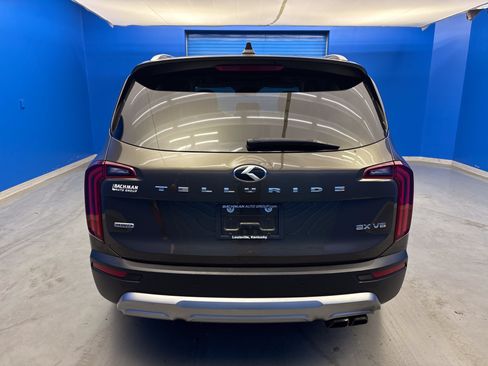 Used 2020 Kia Telluride EX AWD/4WD image 6
