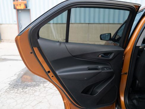 Used 2018 Chevrolet Equinox LT FWD image 25