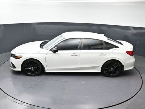 Used 2023 Honda Civic Sport image 33