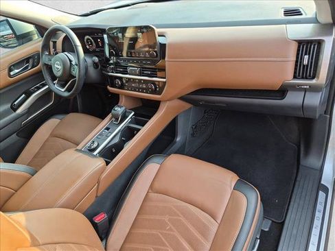 Used 2023 Nissan Pathfinder Platinum AWD/4WD image 23
