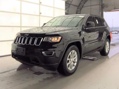 Used 2021 Jeep Grand Cherokee Laredo