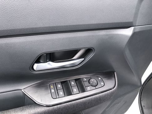 New 2026 Nissan Kicks SV w/ SV Premium Package image 20