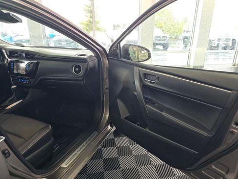 Used 2017 Toyota Corolla XLE w/ Carpet Mat Package (TMS) image 41