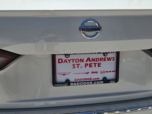 Used 2021 Nissan Altima 2.5 SV image 9