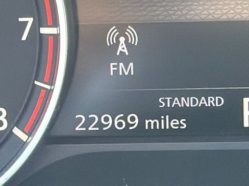 Certified 2023 Nissan Rogue SV image 29