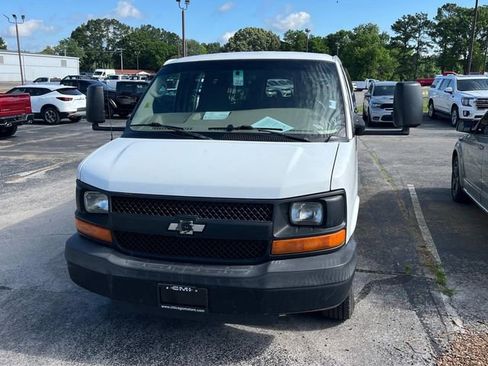 Used 2007 Chevrolet Express 3500 Extended Passenger RWD image 7