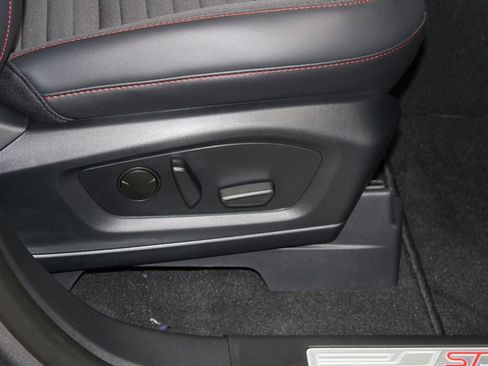 New 2026 Ford Explorer ST-Line w/ ST-Line Street Pack image 28