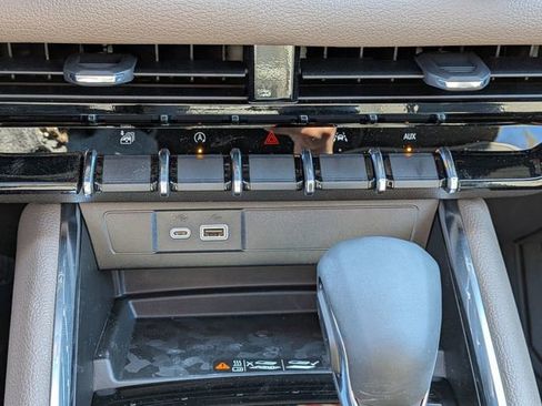 New 2026 GMC Canyon Denali image 20