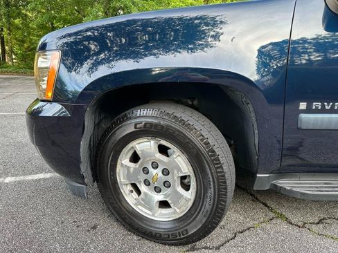 Used 2008 Chevrolet Avalanche LT w/ LT Preferred Equipment Group AWD/4WD image 3