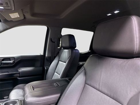 Used 2021 Chevrolet Silverado 1500 LT Trail Boss w/ Convenience Package II image 23