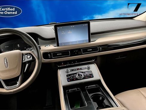 Used 2020 Lincoln Aviator 2WD image 6