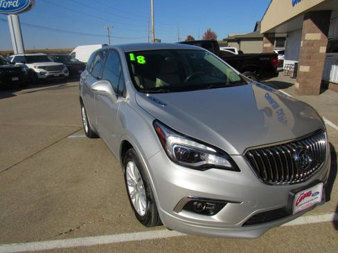 Used 2018 Buick Envision Preferred AWD/4WD image 3