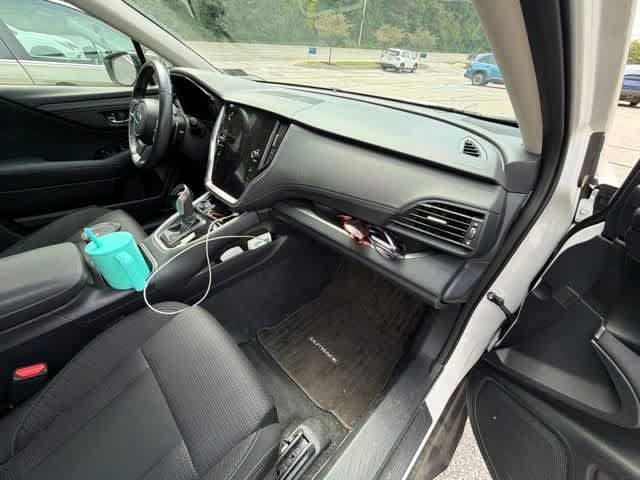 Used 2024 Subaru Outback Premium AWD/4WD image 26
