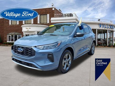 Certified 2024 Ford Escape ST-Line w/ Tech Pack #1 AWD/4WD image 1