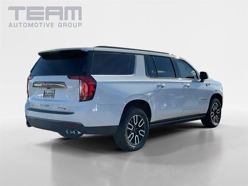 Used 2023 GMC Yukon XL AT4 w/ Technology Package image 7