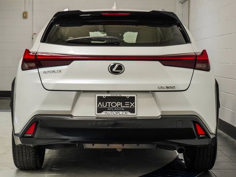 Used 2020 Lexus UX 200 image 36