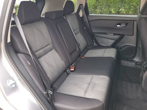 Used 2026 Nissan Rogue SV FWD image 15