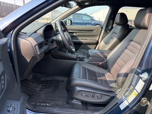 Used 2025 Honda CR-V Sport-L image 10