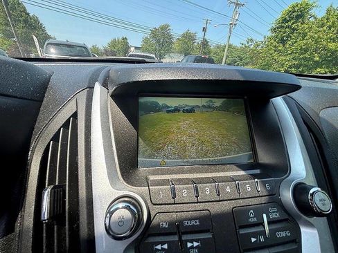 Used 2016 Chevrolet Equinox LT w/ Convenience Package image 22