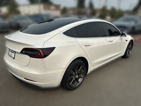 Used 2018 Tesla Model 3 Long Range RWD image 7