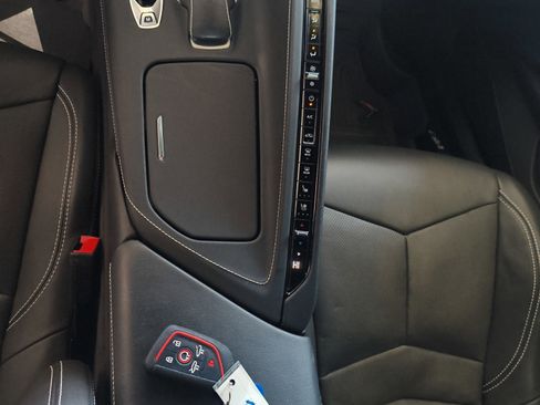 Used 2024 Chevrolet Corvette Stingray Preferred Cpe w/ Z51 Performance Package image 18