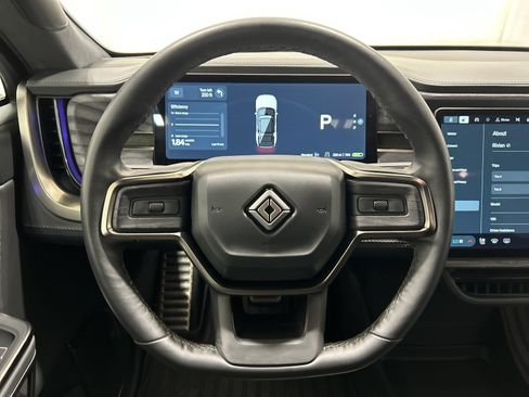 Used 2024 Rivian R1S Adventure Dual AWD/4WD image 28