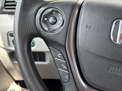 Used 2016 Honda Pilot LX image 18