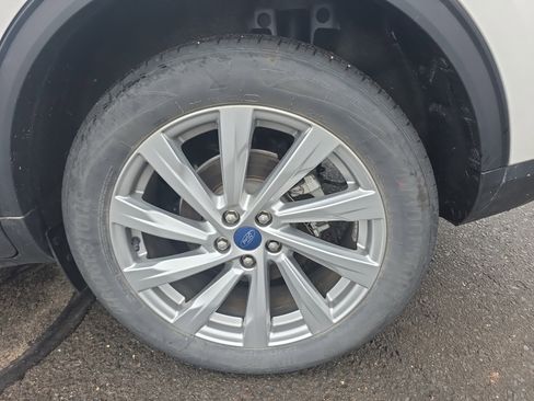 Used 2022 Ford Escape Titanium w/ Titanium Elite Package image 12