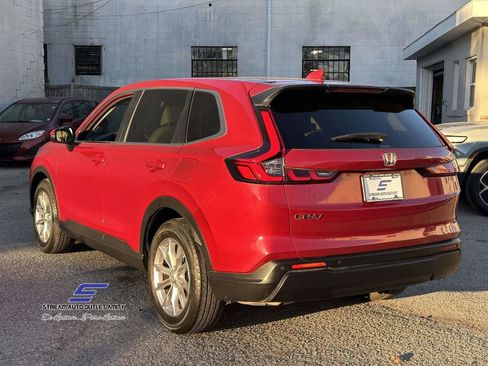 Used 2023 Honda CR-V EX-L image 9