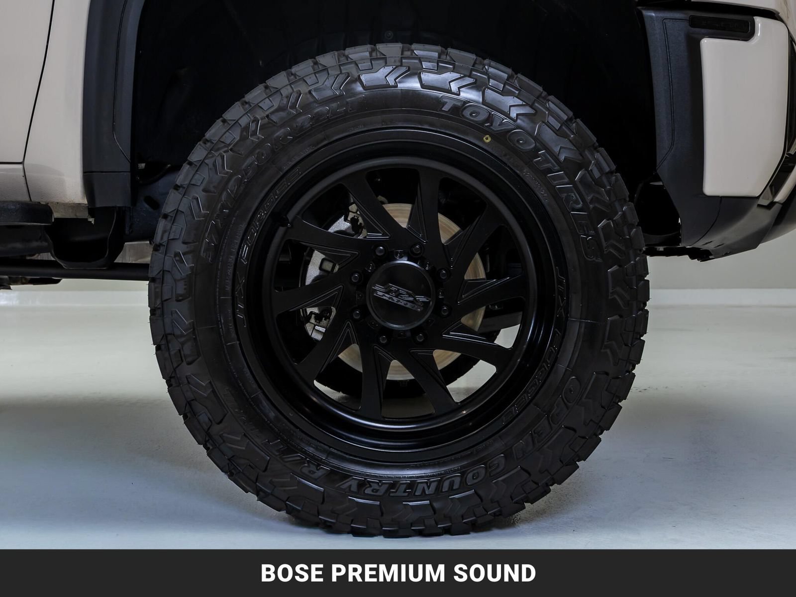 Used 2026 GMC Sierra 3500 AT4 w/ AT4 Premium Plus Package AWD/4WD image 12
