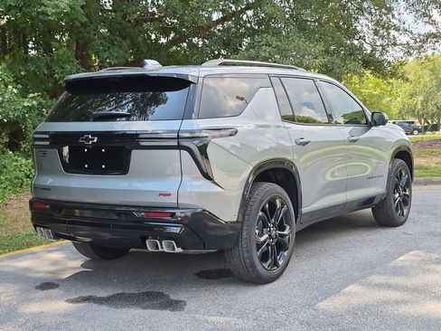 New 2027 Chevrolet Traverse RS FWD image 4