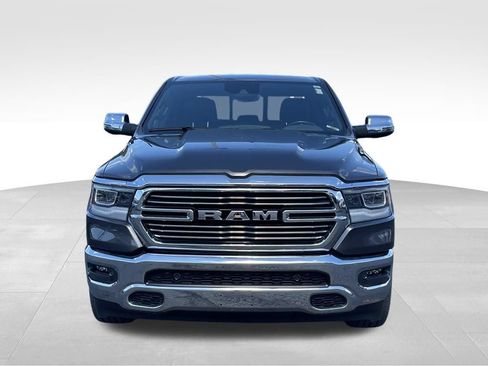 Used 2023 RAM 1500 Laramie AWD/4WD image 3