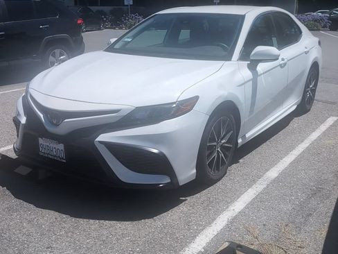 Certified 2023 Toyota Camry SE w/ Convenience Package FWD image 2