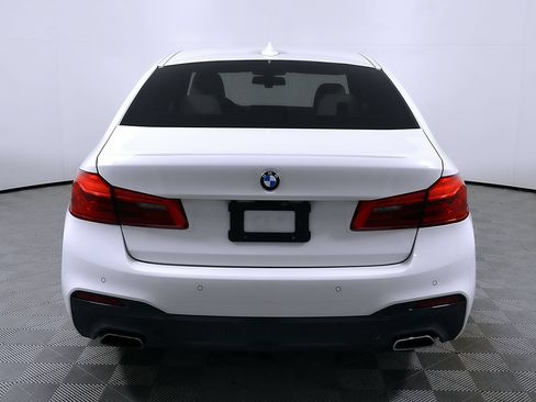 Used 2018 BMW 530i RWD image 8