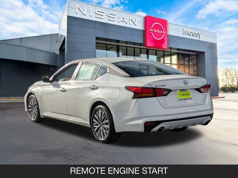 New 2025 Nissan Altima 2.5 SV w/ SV Premium Package image 8