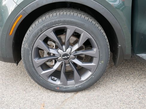 Certified 2022 Kia Sorento X-Line EX image 15