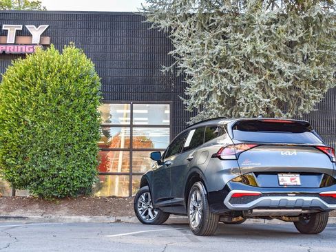 Used 2023 Kia Sportage SX image 15