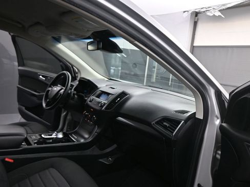 Used 2019 Ford Edge SE AWD/4WD image 45